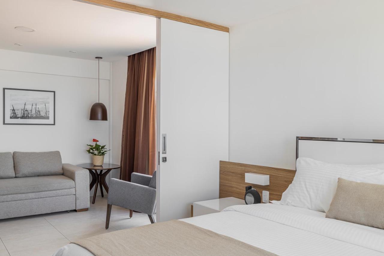 豪华马雷洛酒店 福塔雷萨 外观 照片 A room at the hotel
